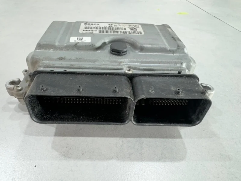 Блок управления двигателем Volvo S80 31286086 B5254T6