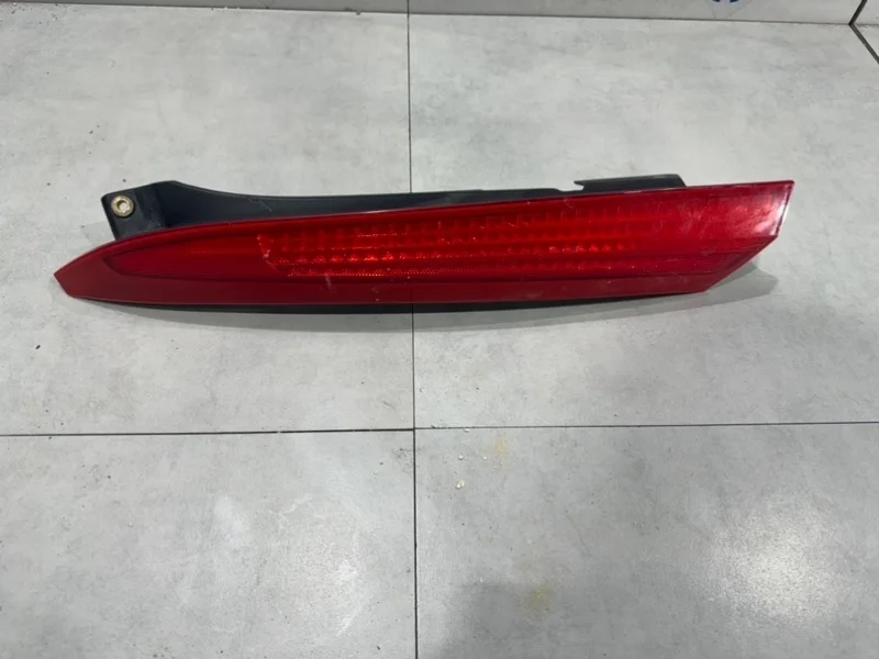 Фонарь задний левый Volvo XC90 30698141