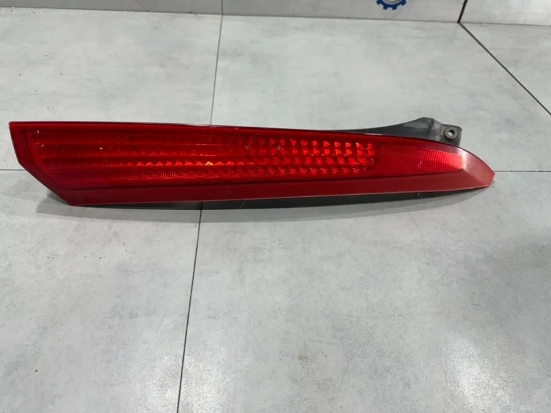 Фонарь задний правый Volvo XC90 30698142