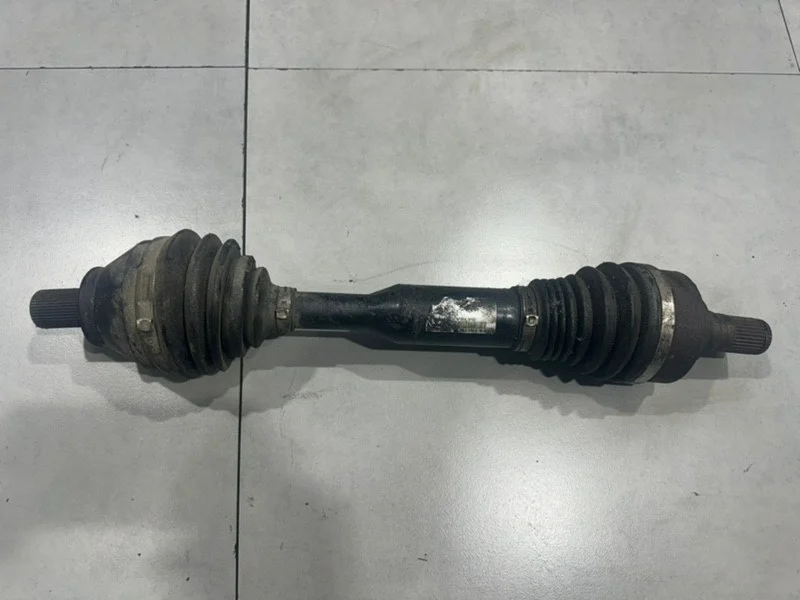 Привод Volvo XC60 30783068 B6304T, передний левый