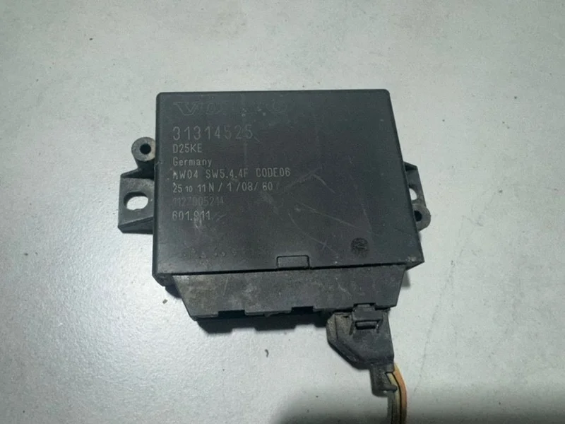 Блок управления парктроником Volvo XC60 31314525