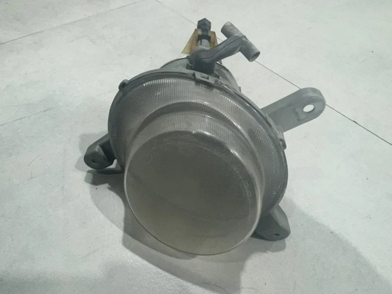 Фара противотуманная левая Volvo S60 8693336