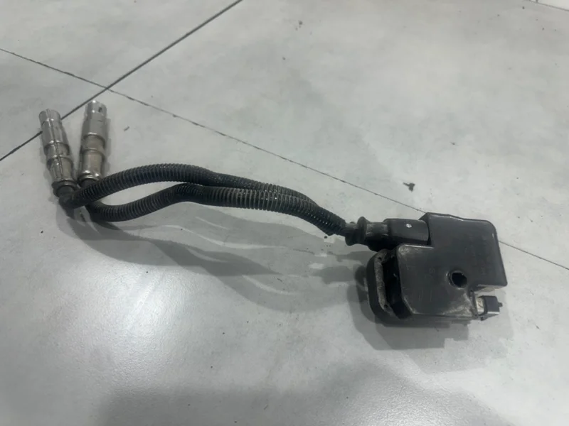 Катушка зажигания Mercedes A 2011 A0001587803 W169 M266.940