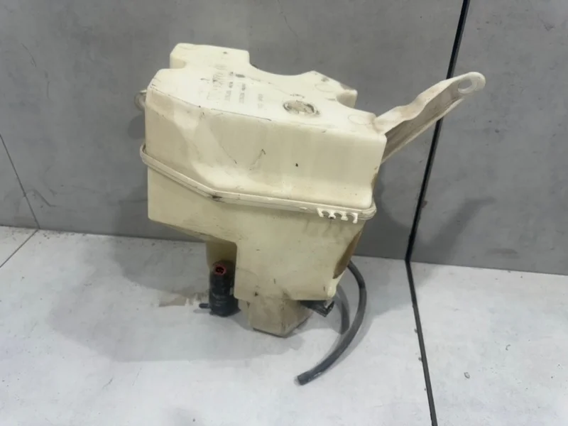 Бачок стеклоомывателя Volvo S80 30784233