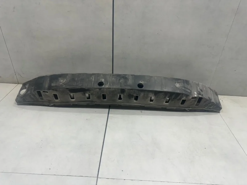 Усилитель бампера Volvo S80 2009 30655176