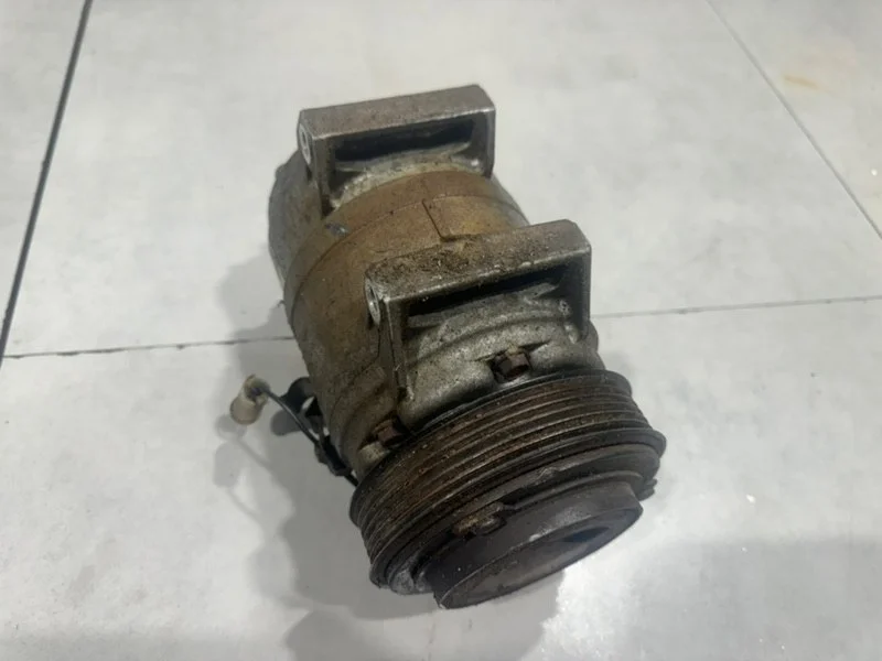 Компрессор кондиционера Volvo XC90 8684287 B5254T2