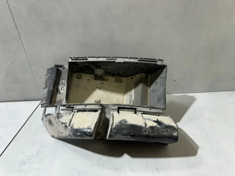 Крепление бампера Volvo XC90 30698137, заднее левое