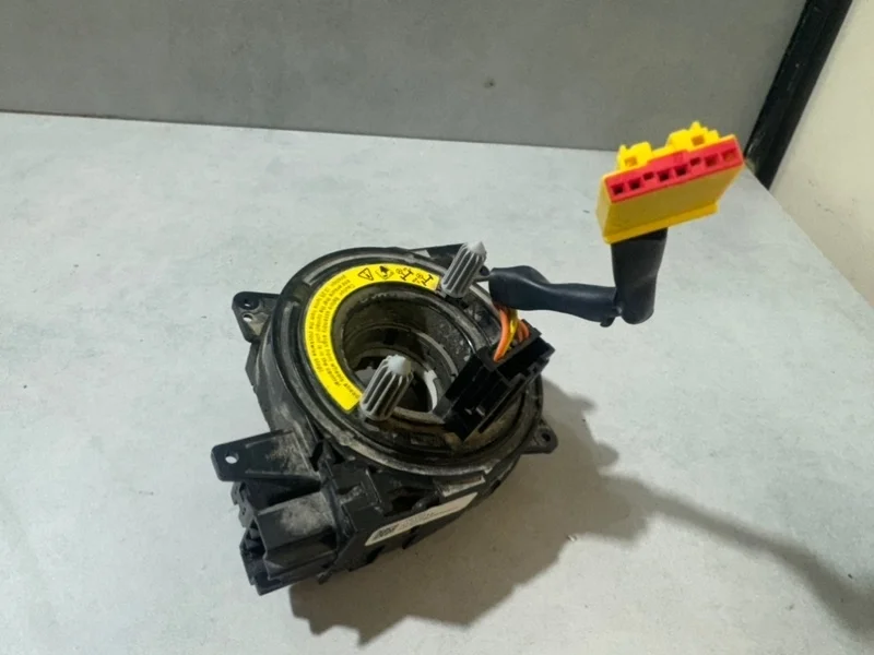 Шлейф-лента подушки безопасности Volvo XC60 31343218