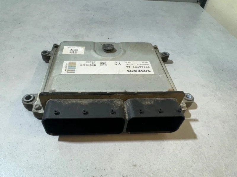 Блок управления двигателем Volvo XC70 30788269 B6324S