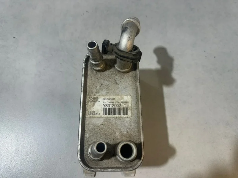 Радиатор (маслоохладитель) АКПП Volvo XC60 30792231 B4204T7