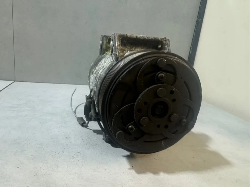 Компрессор кондиционера Volvo XC90 8708581 B6294T