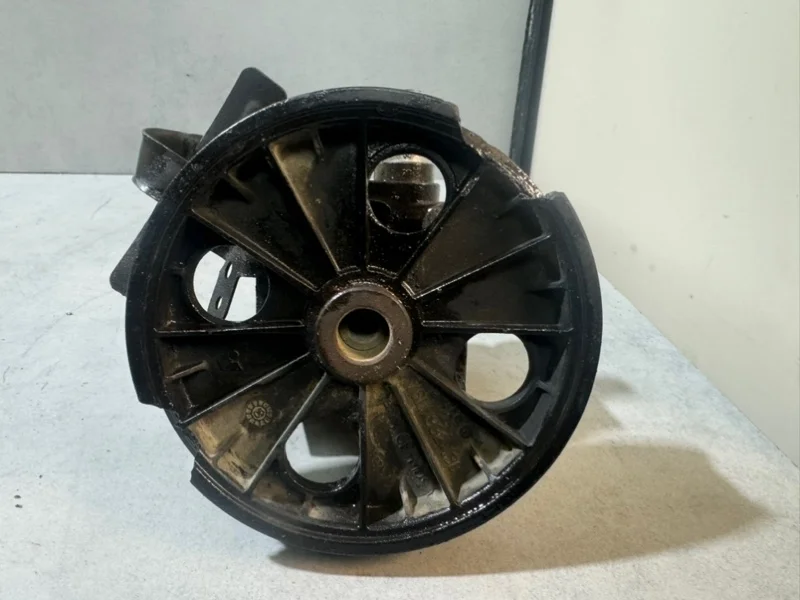 Насос гидроусилителя руля Volvo XC90 8683967 B5254T2