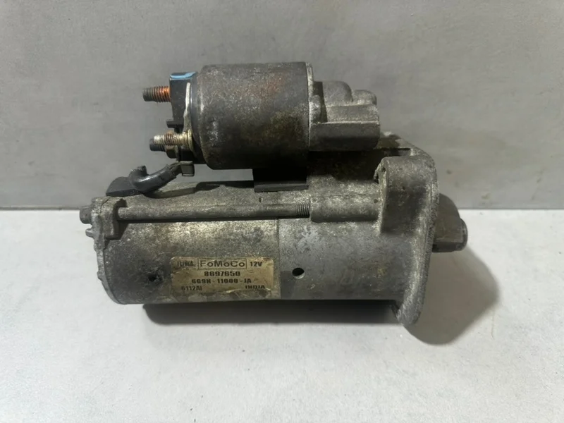 Стартер Volvo S40 8697650 B5244S