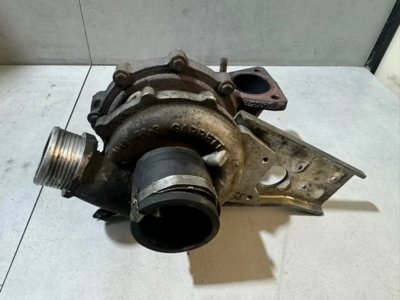 Турбина Volvo XC90 30757080 D5244T4