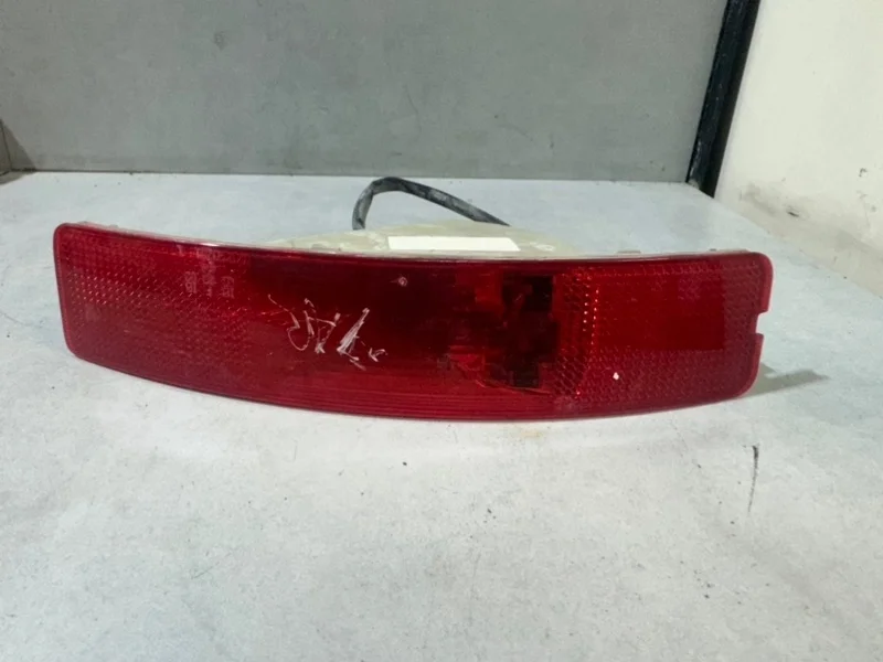 Катафот бампера Volvo XC90 31213647, задний левый