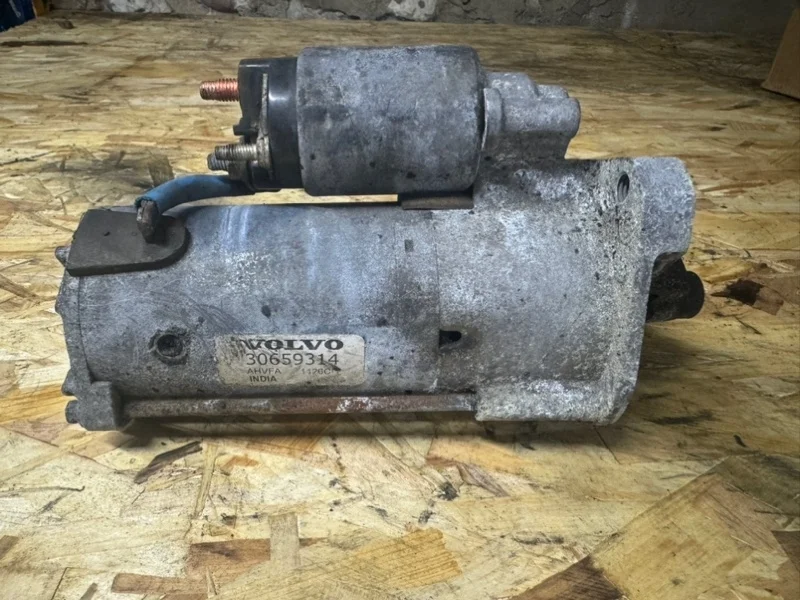 Стартер Volvo XC70 2012 30659314 D5244T15