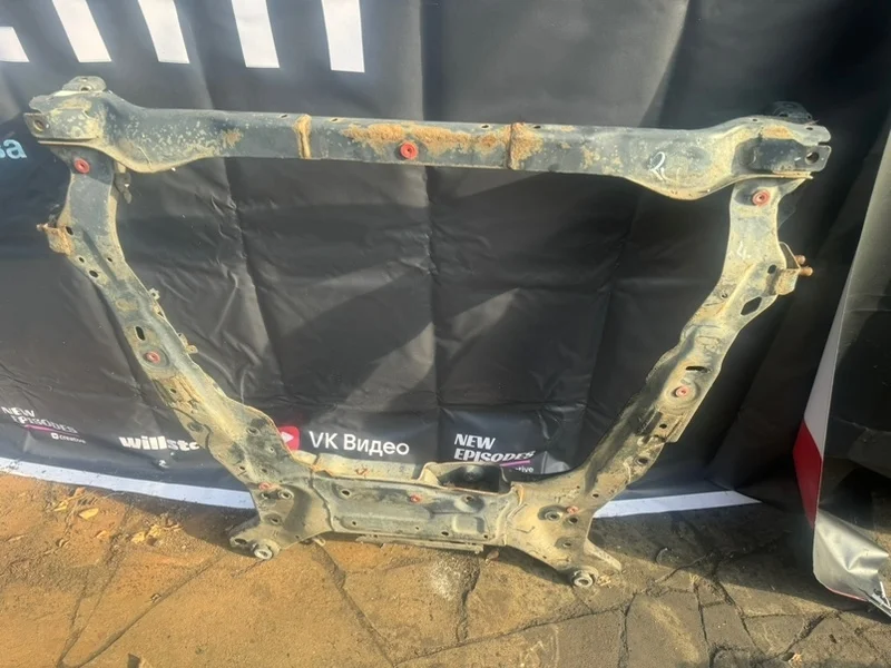 Балка подвески Volvo XC70 2015 31406809 2 D5244T20