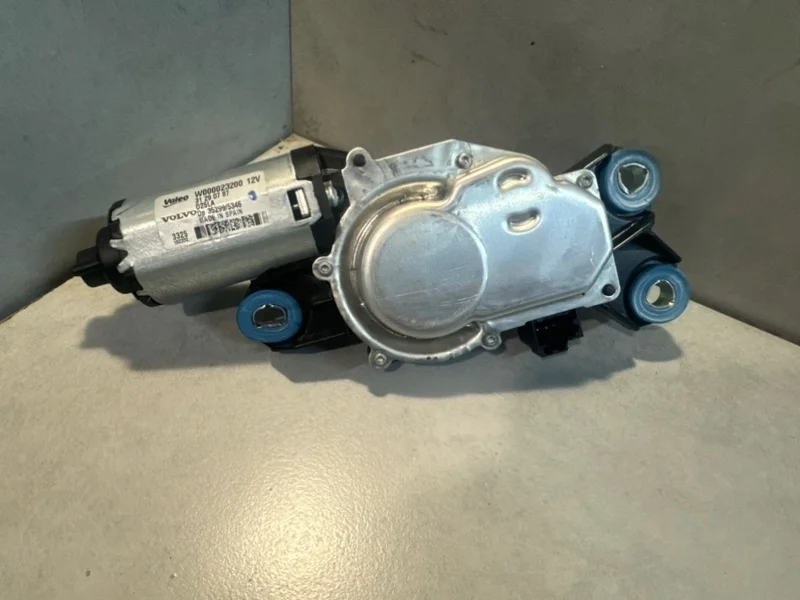 Моторчик стеклоочистителя задний Volvo XC70 2015 31290787 2 D5244T20