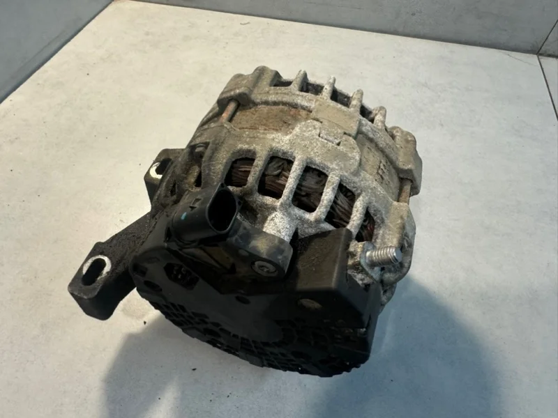 Генератор Volvo XC60 2012 30659131 1 D5244T17