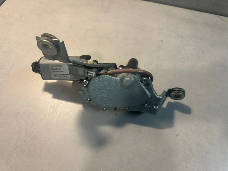 Моторчик стеклоочистителя задний Volvo XC90 8638163