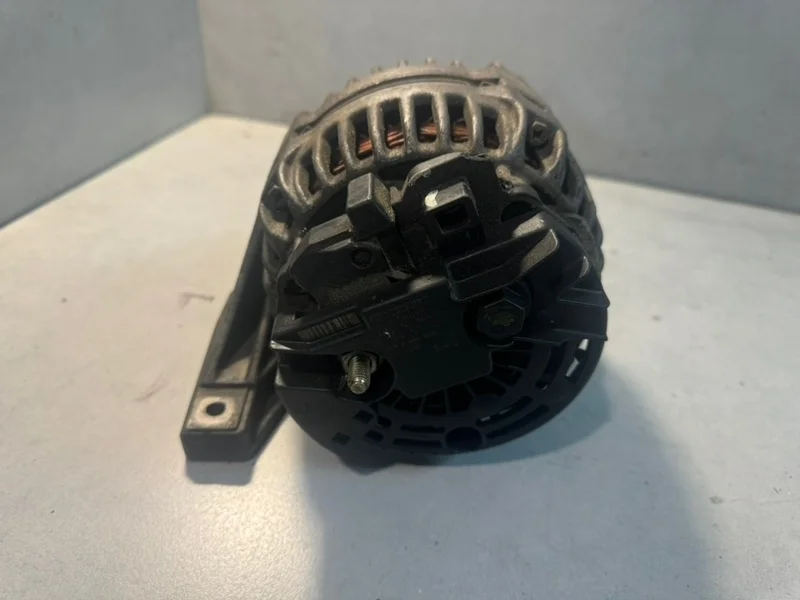 Генератор Volvo XC90 8676498 B5254T2