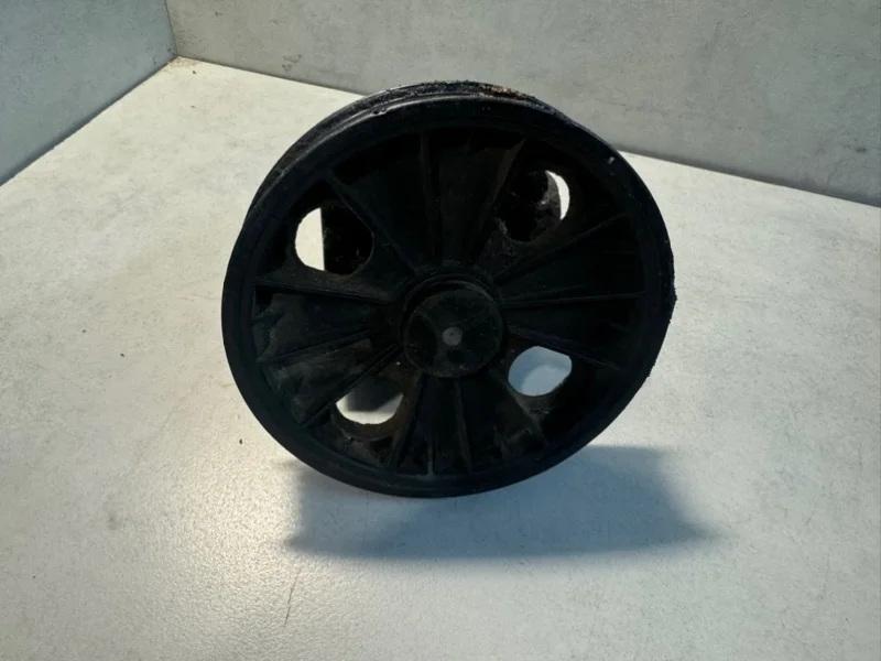 Насос гидроусилителя руля Volvo XC90 31202936 D5244T4