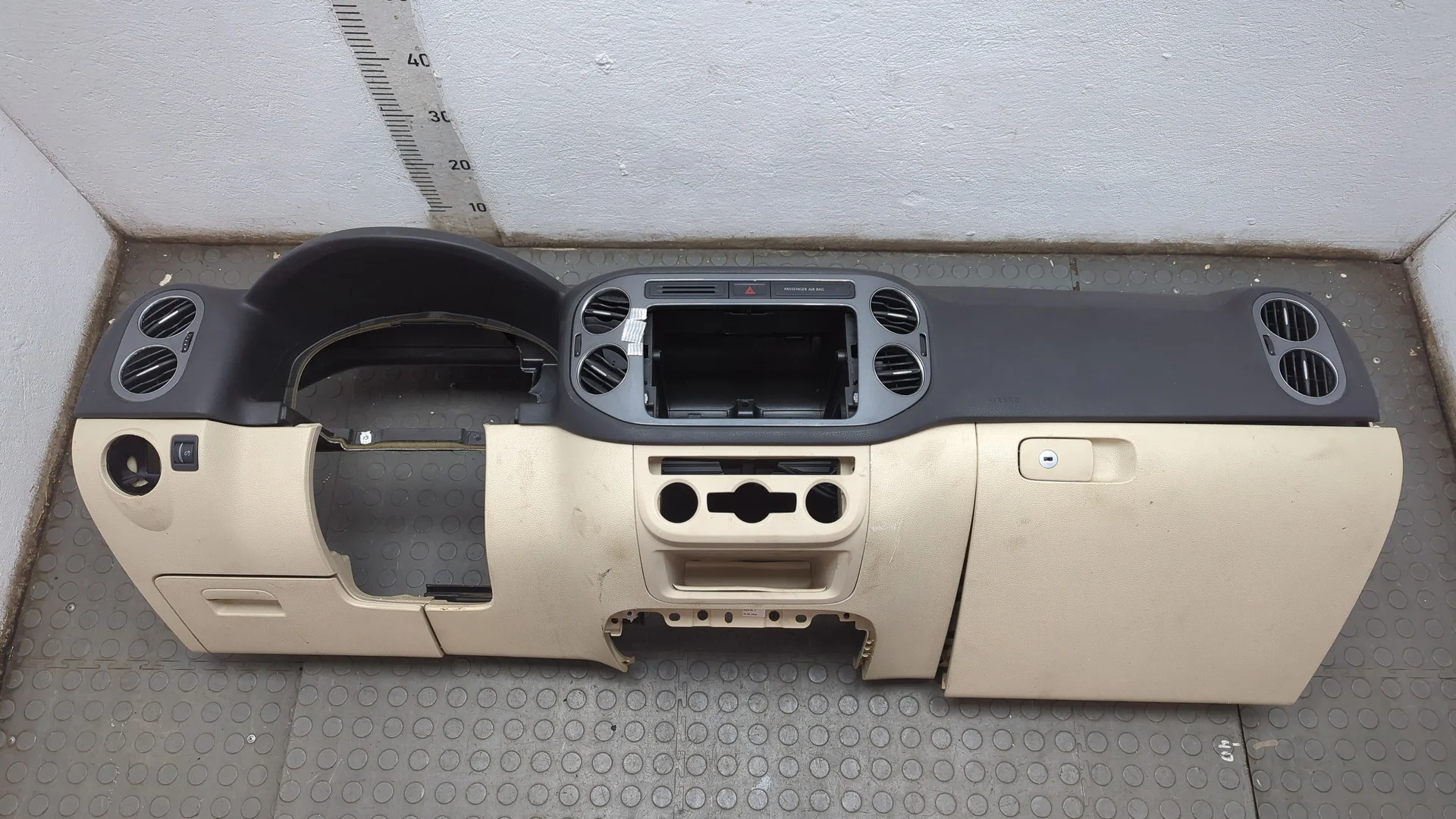 Панель передняя салона (торпедо) Volkswagen Tiguan 2011-2018 Джип (5-дверный) КПП автомат 4х4 (АКПП) CCTA Бензин 2 л TSI