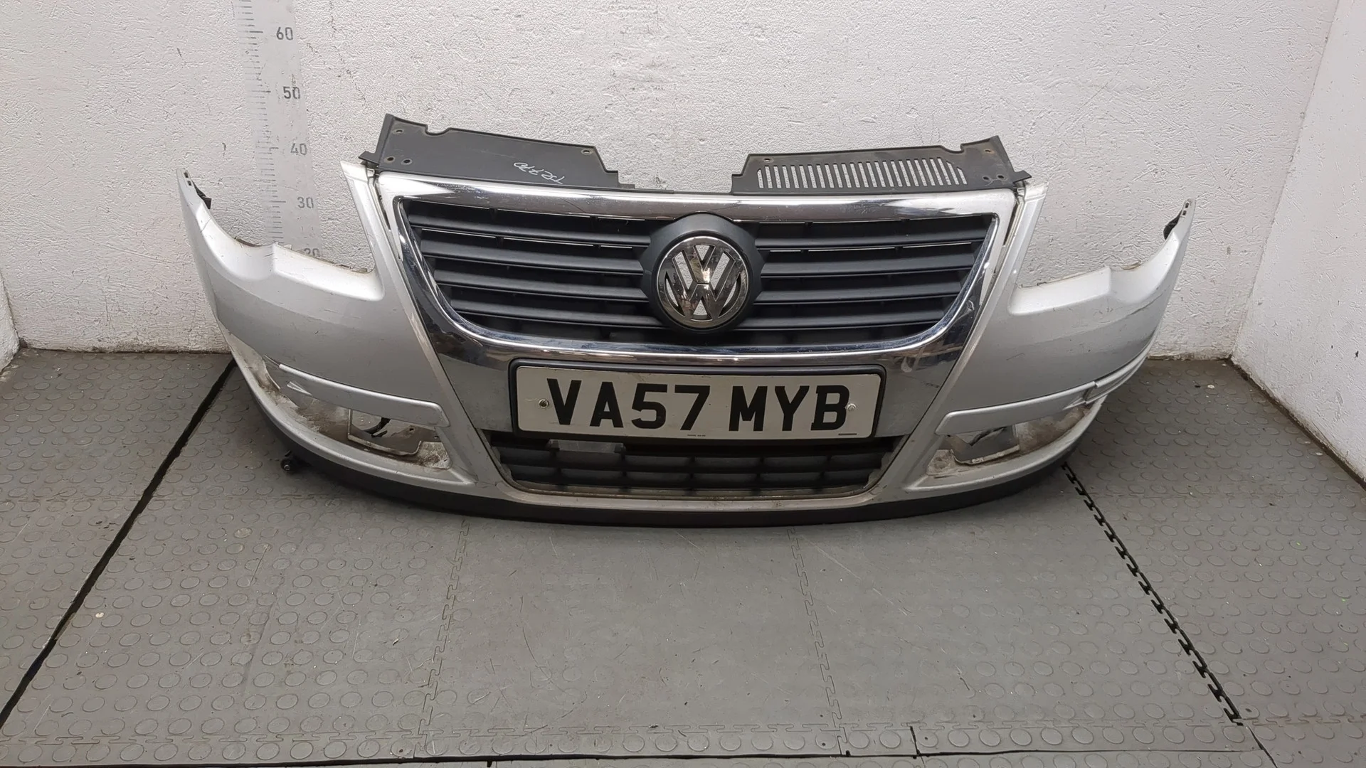 Бампер Volkswagen Passat 6 2005-2010 Универсал КПП 5-ст.мех.(МКПП) BLS Дизель 1.9 л