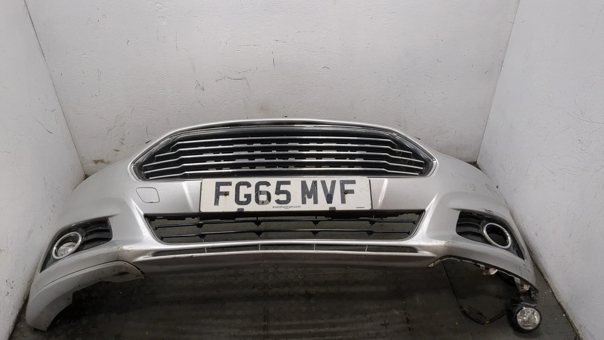 Бампер Ford Mondeo 5 2015-2019 Хэтчбэк 5 дв. КПП автомат (АКПП) T8C Дизель 2 л TDCI