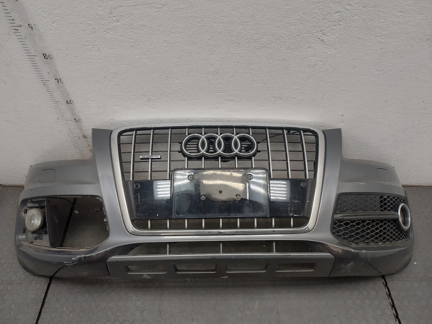 Бампер Audi Q5 2008-2017 Джип (5-дверный) КПП автомат 4х4 (АКПП) CALB Бензин 3.2 л FSI