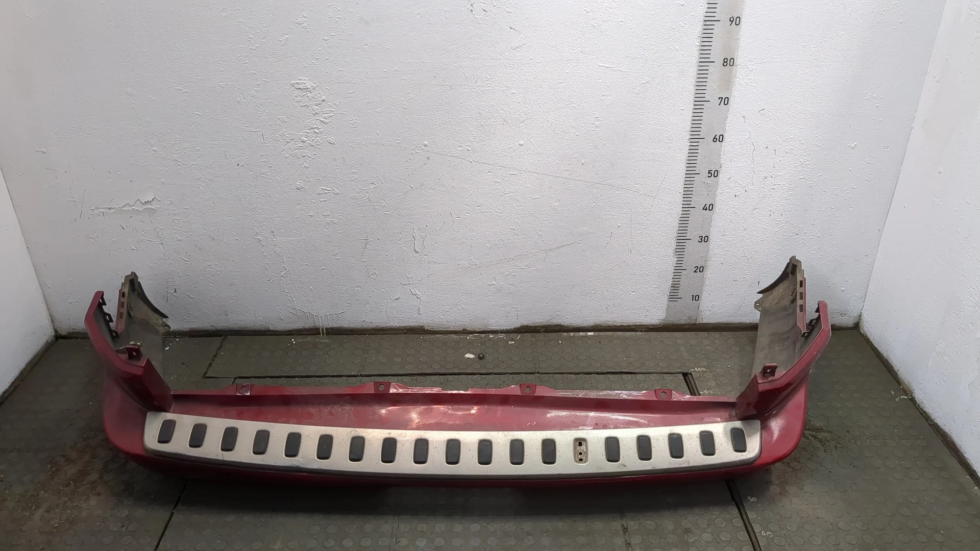 Бампер Land Rover Discovery 4 2009-2016 Джип (5-дверный) КПП автомат 4х4 (АКПП) 306DT Дизель 3 л Турбо