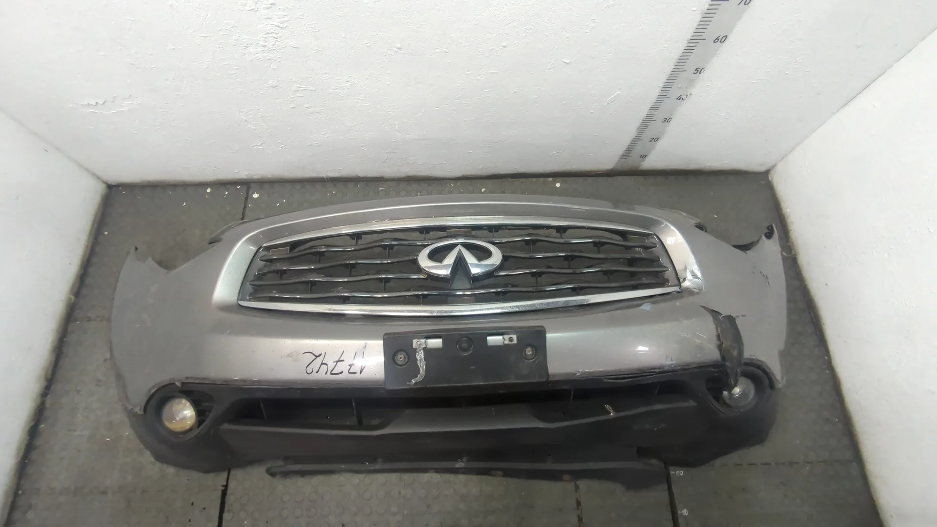 Бампер Infiniti FX 2008-2013 Джип (5-дверный) КПП автомат 4х4 (АКПП) VQ35HR Бензин 3.5 л Инжектор