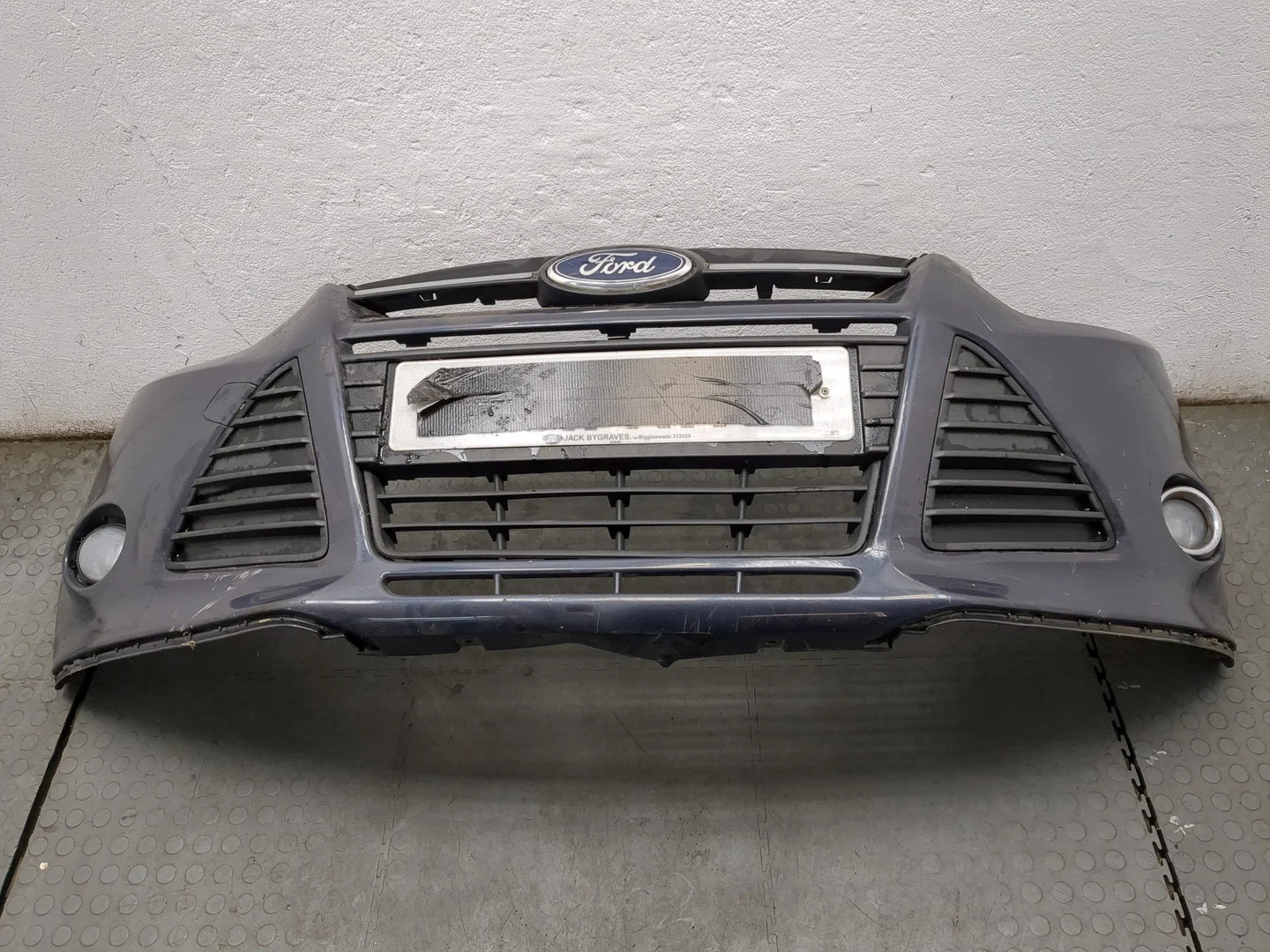 Бампер Ford Focus 3 2011-2015 Хэтчбэк 5 дв. КПП 5-ст.мех.(МКПП) PNDA Бензин 1.6 л Инжектор