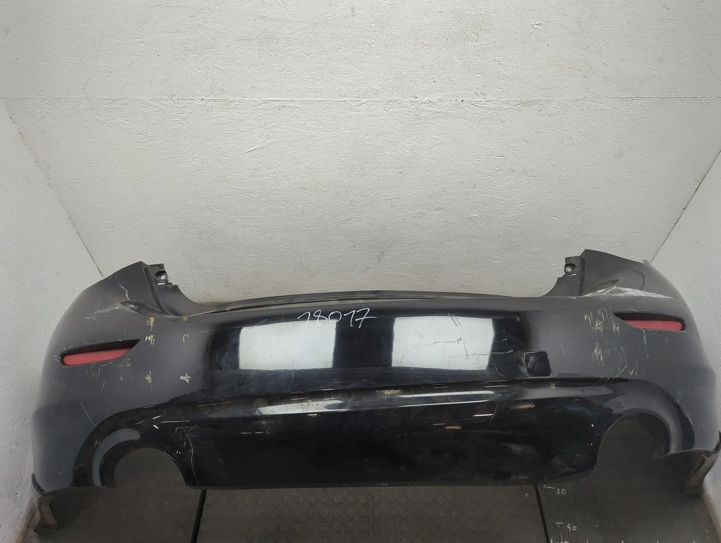 Бампер Infiniti Q50 2013-2024 Седан КПП автомат 4х4 (АКПП) M 274.930 Бензин 2 л Турбо-инжектор