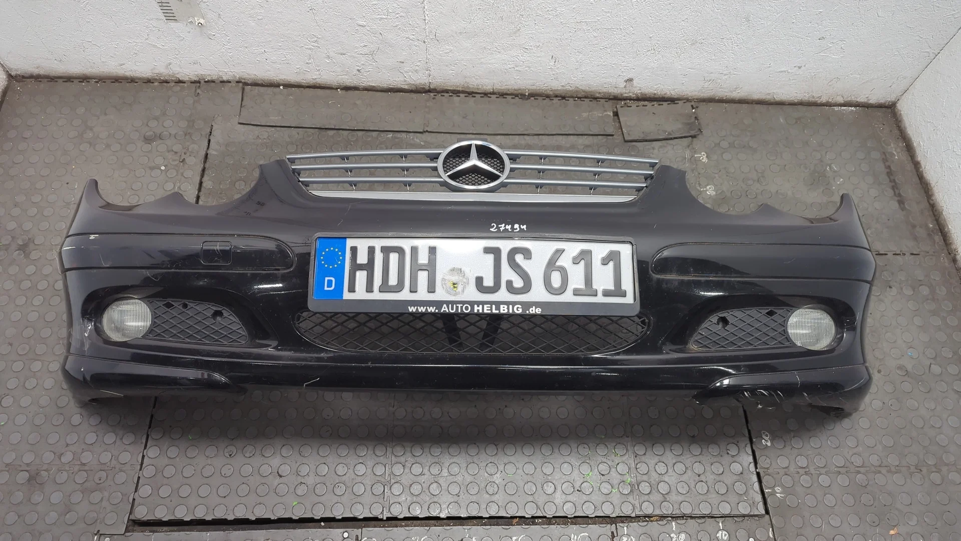 Бампер Mercedes-Benz C W203 2000-2008 Купе КПП 6-ст.мех.(МКПП) M111.951 Бензин 2 л Инжектор