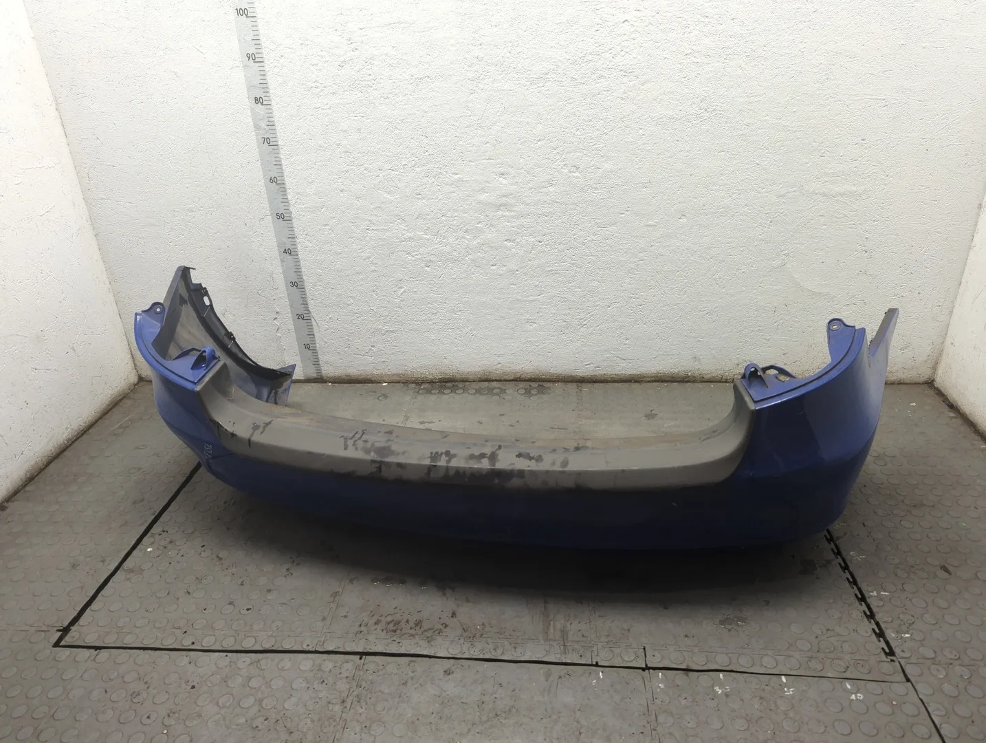 Бампер Skoda Fabia 2007-2014 Универсал КПП 5-ст.мех.(МКПП) CGPA Бензин 1.2 л Инжектор