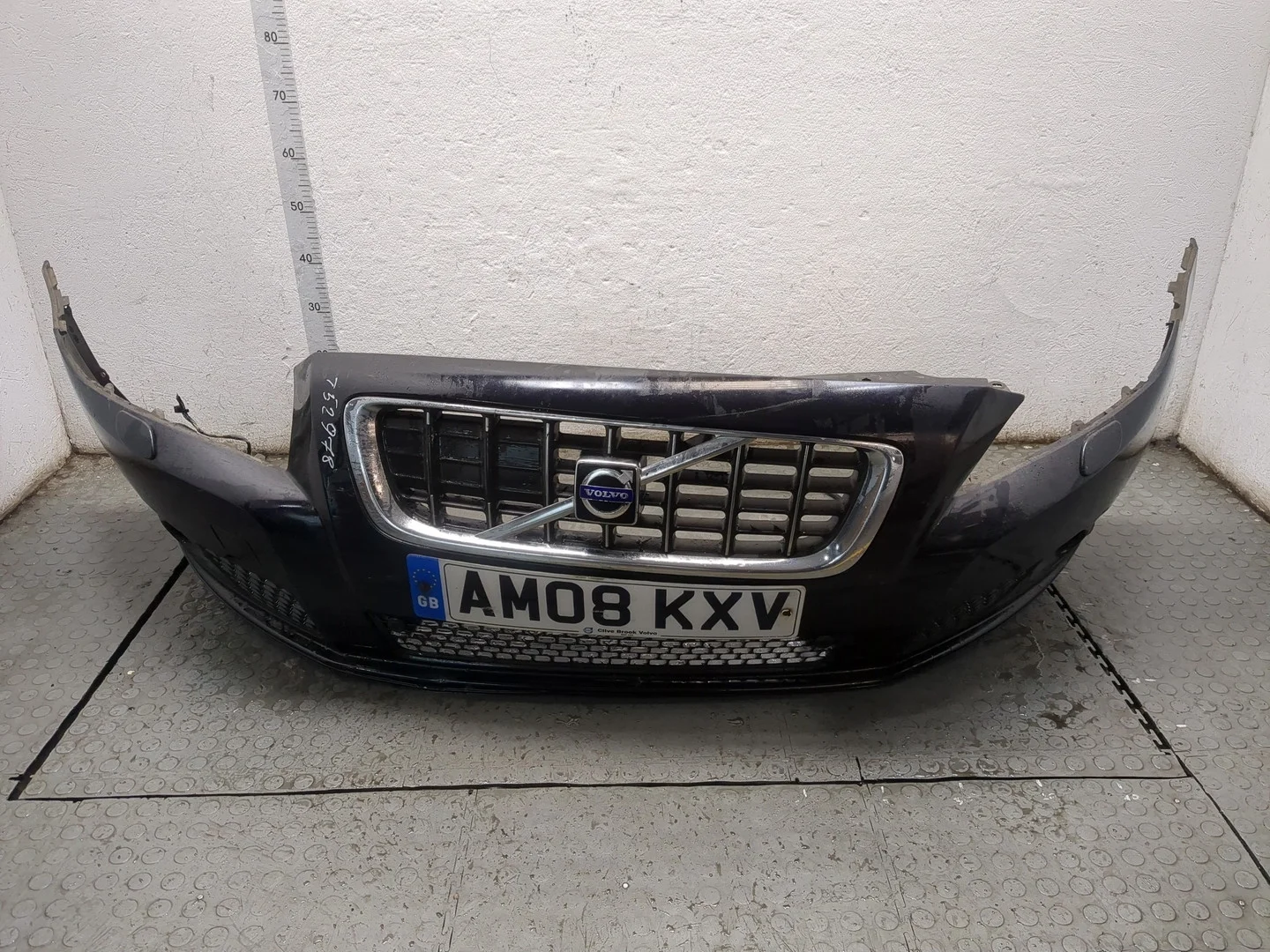 Бампер Volvo V70 2007-2016 Универсал КПП 6-ст.мех.(МКПП) D5244T4 Дизель 2.4 л Турбо