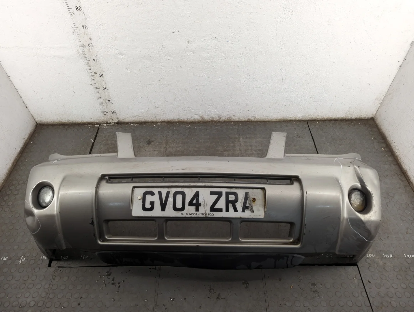 Бампер Nissan X-Trail (T30) 2001-2007 Джип (5-дверный) КПП 5-ст.мех 4х4 (МКПП) QR25DE Бензин 2.5 л Инжектор