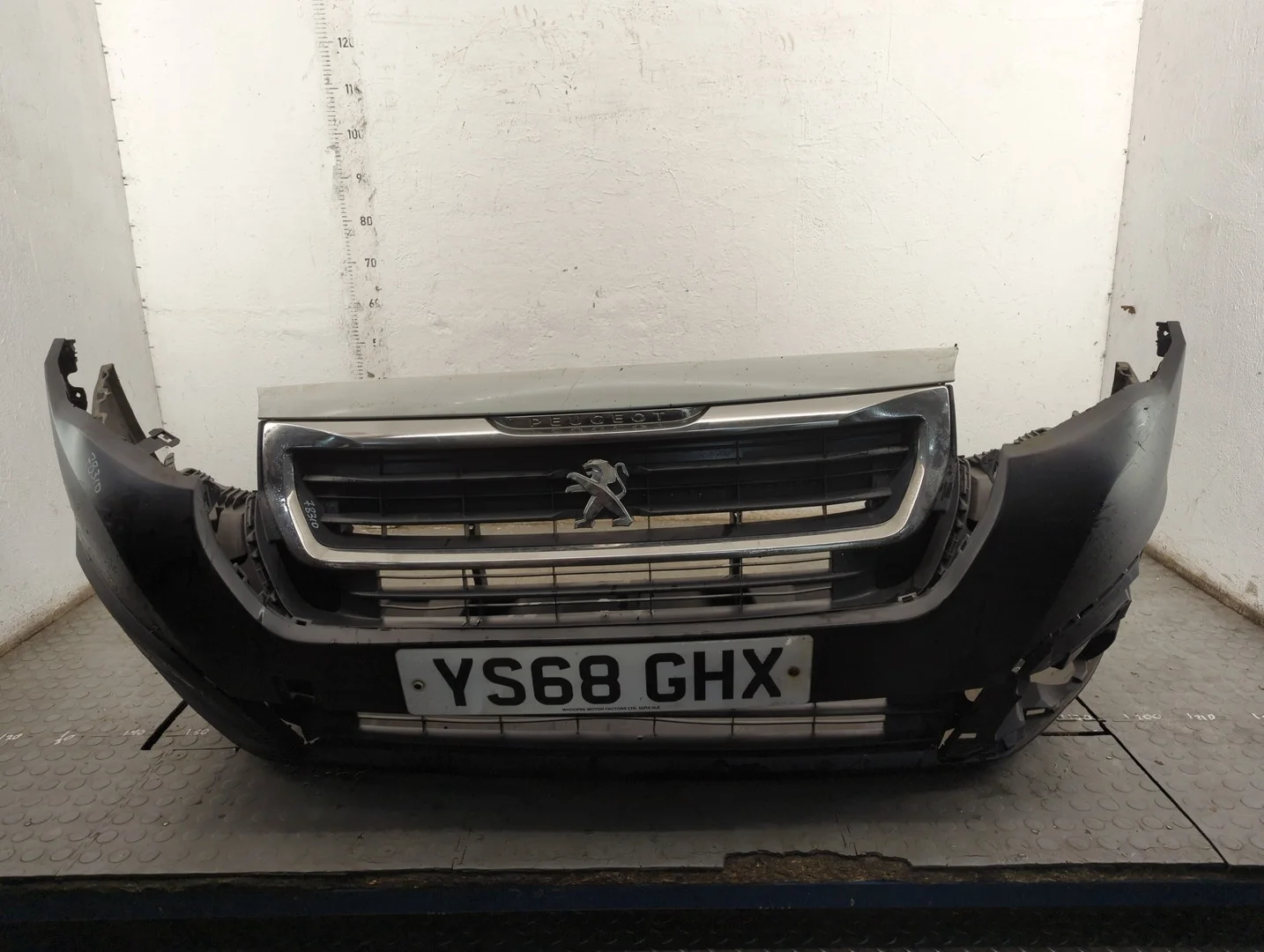 Бампер Peugeot Partner 2015-2018 Фургон КПП 5-ст.мех.(МКПП) BHY Дизель 1.6 л HDI