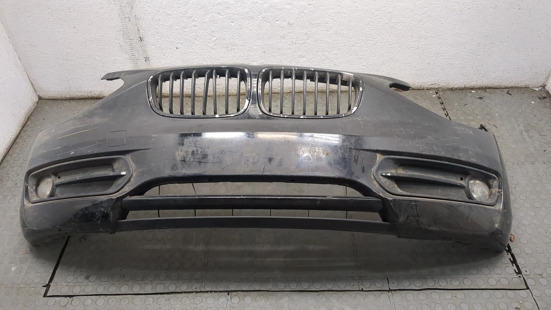 Бампер BMW 1 F20, F21 2011-2019 Хэтчбэк 5 дв. КПП 6-ст.мех.(МКПП) N13B16A Бензин 1.6 л Турбо-инжектор