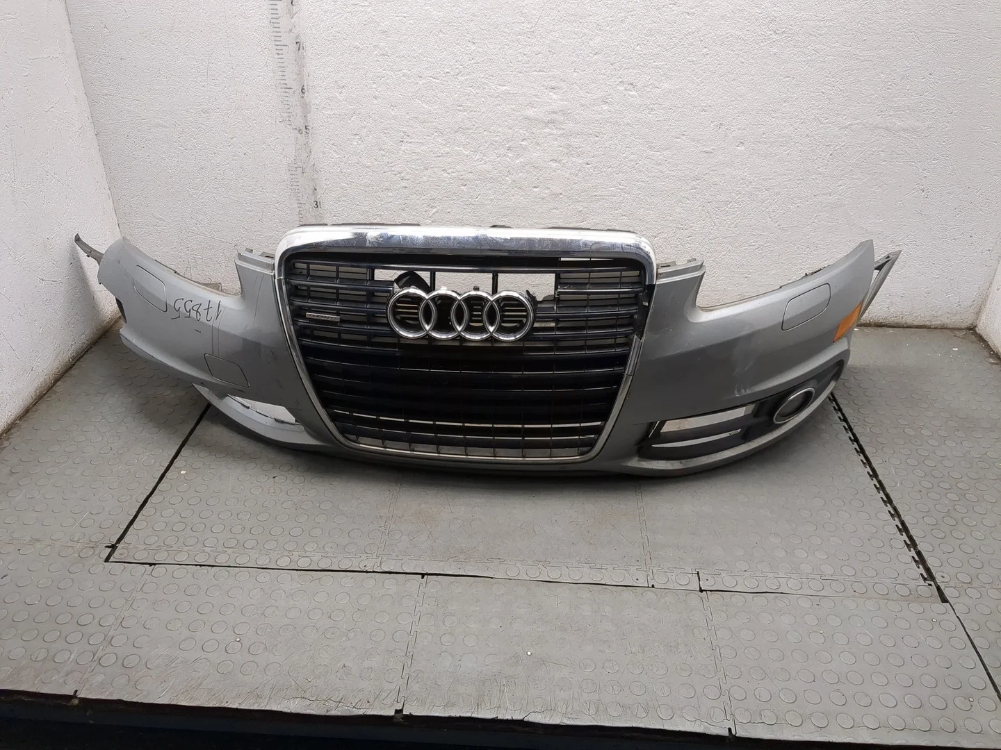 Бампер Audi A6 (C6) 2004-2011 Седан КПП автомат 4х4 (АКПП) BVJ Бензин 4.2 л FSI