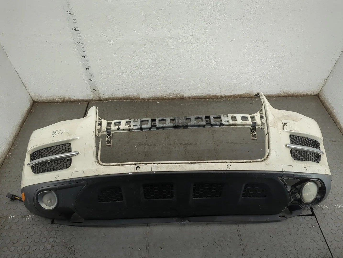 Бампер Volkswagen Touareg 2006-2010 Джип (5-дверный) КПП автомат 4х4 (АКПП) BHK Бензин 3.6 л FSI