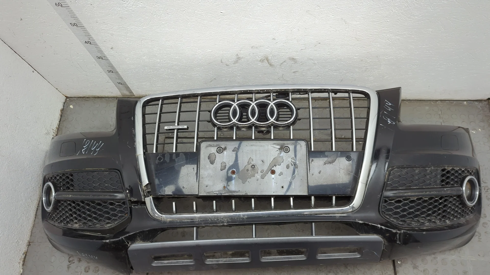 Бампер Audi Q5 2008-2017 Джип (5-дверный) КПП автомат 4х4 (АКПП) CALB Бензин 3.2 л FSI