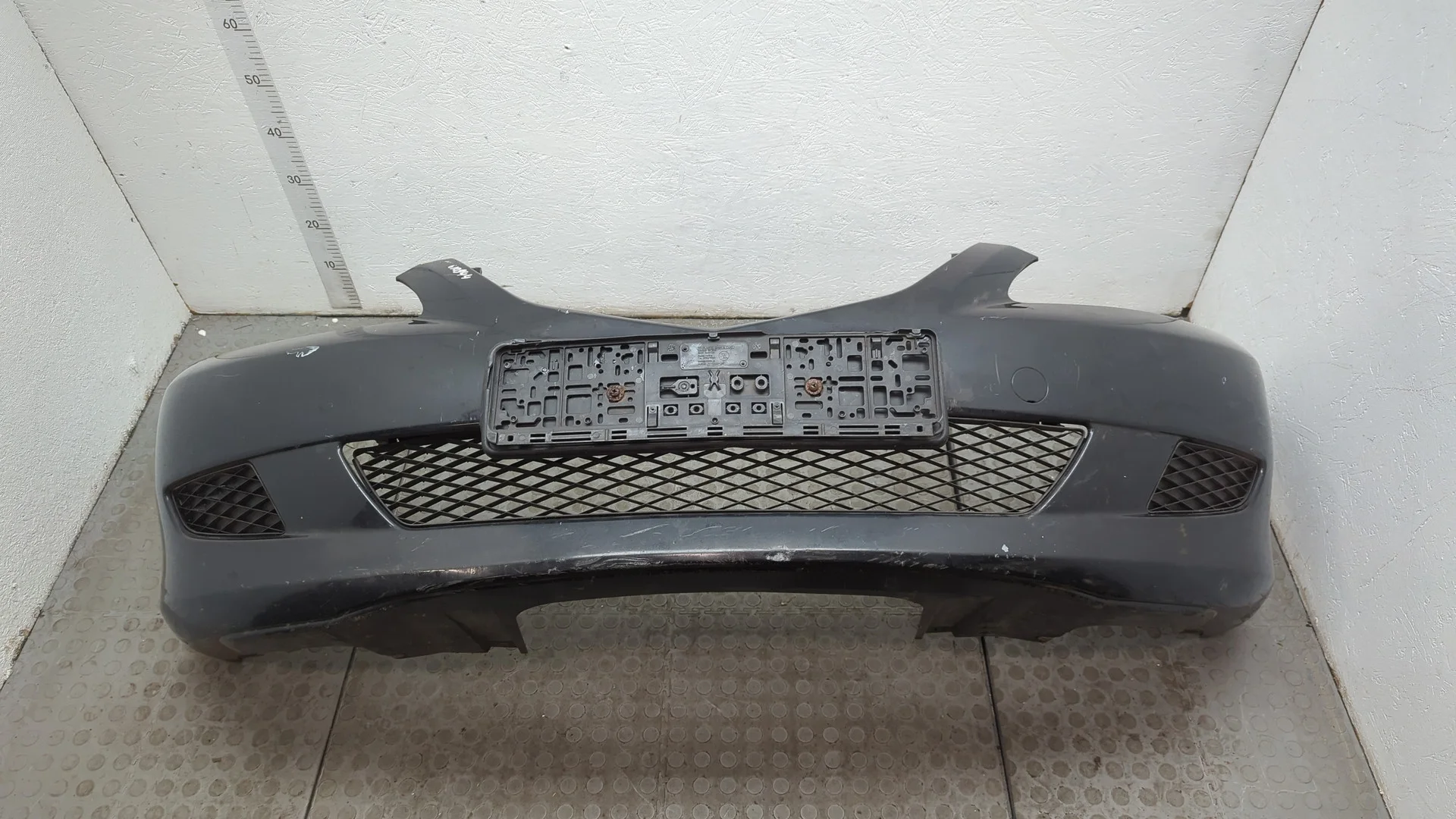 Бампер Mazda 6 (GG) 2002-2007 Универсал КПП 5-ст.мех.(МКПП) L8 Бензин 1.8 л Инжектор