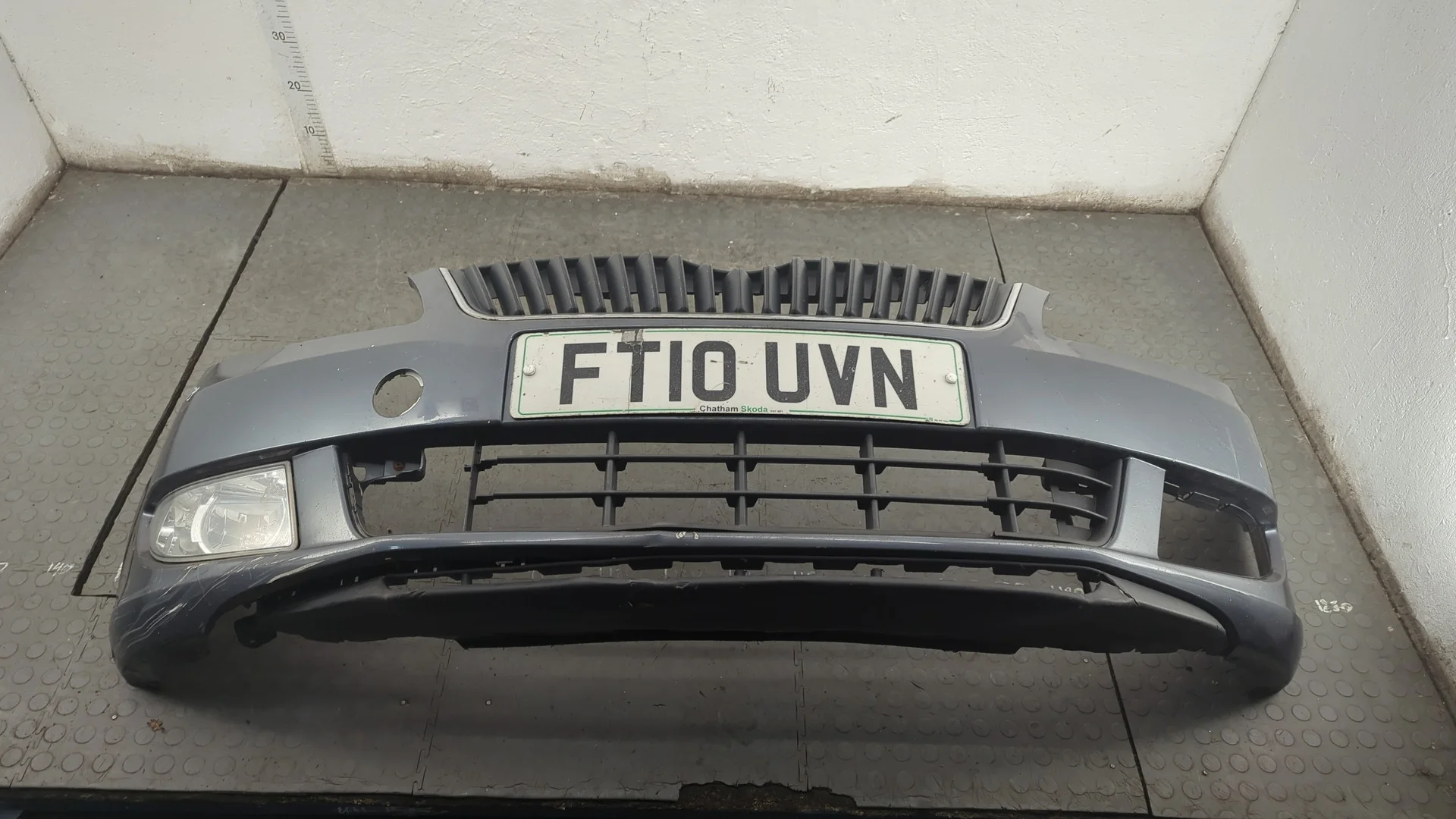 Бампер Skoda Fabia 2007-2014 Хэтчбэк 5 дв. КПП 5-ст.мех.(МКПП) CAYC Дизель 1.6 л TDI