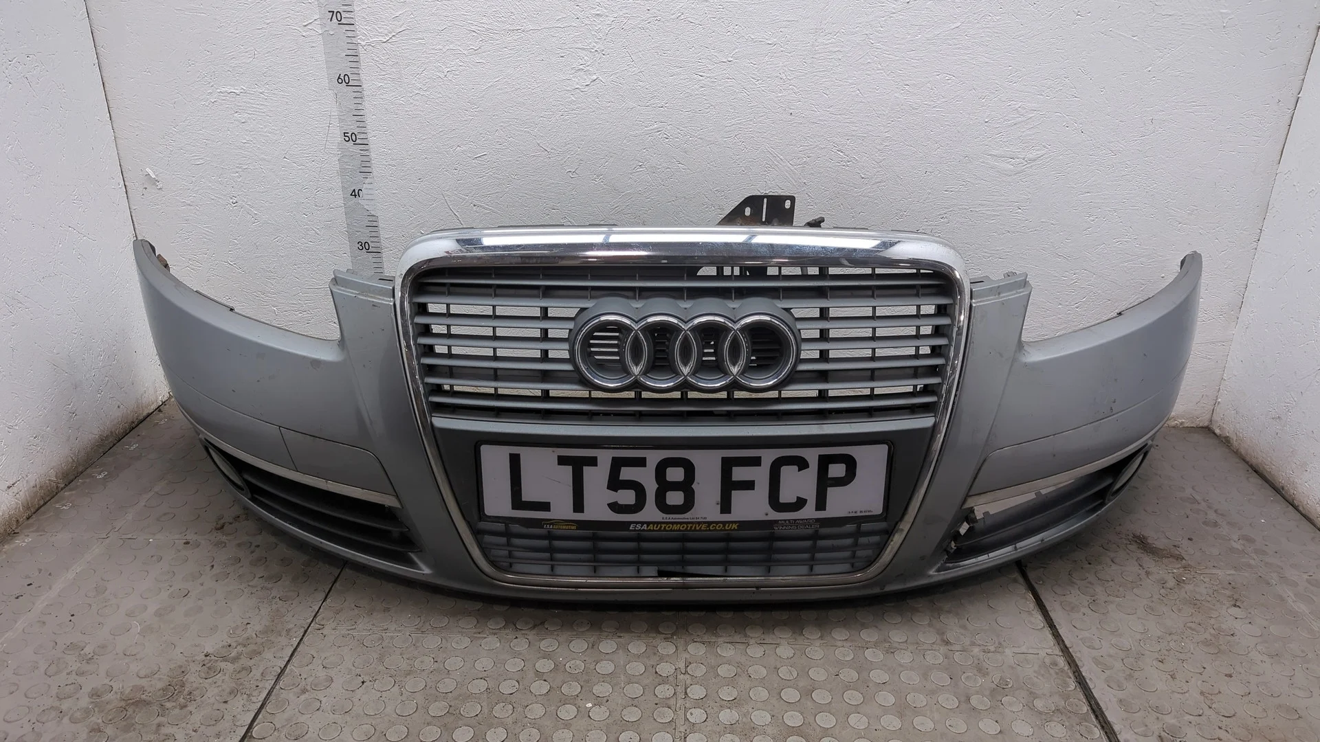 Бампер Audi A6 (C6) 2004-2011 Седан КПП автомат (АКПП) BRE Дизель 2 л TDI