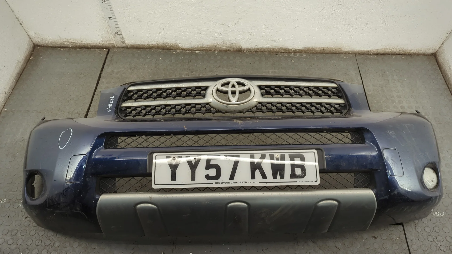 Бампер Toyota RAV 4 2006-2013 Джип (5-дверный) КПП 6-ст.мех 4х4 (МКПП) 2ADFTV Дизель 2.2 л D-4D