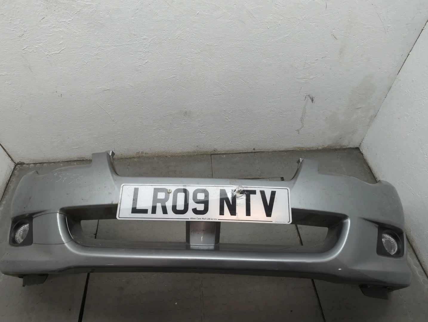 Бампер Subaru Legacy (B13) 2003-2009 Универсал КПП 5-ст.мех 4х4 (МКПП) EE20Z Дизель 2 л Турбо