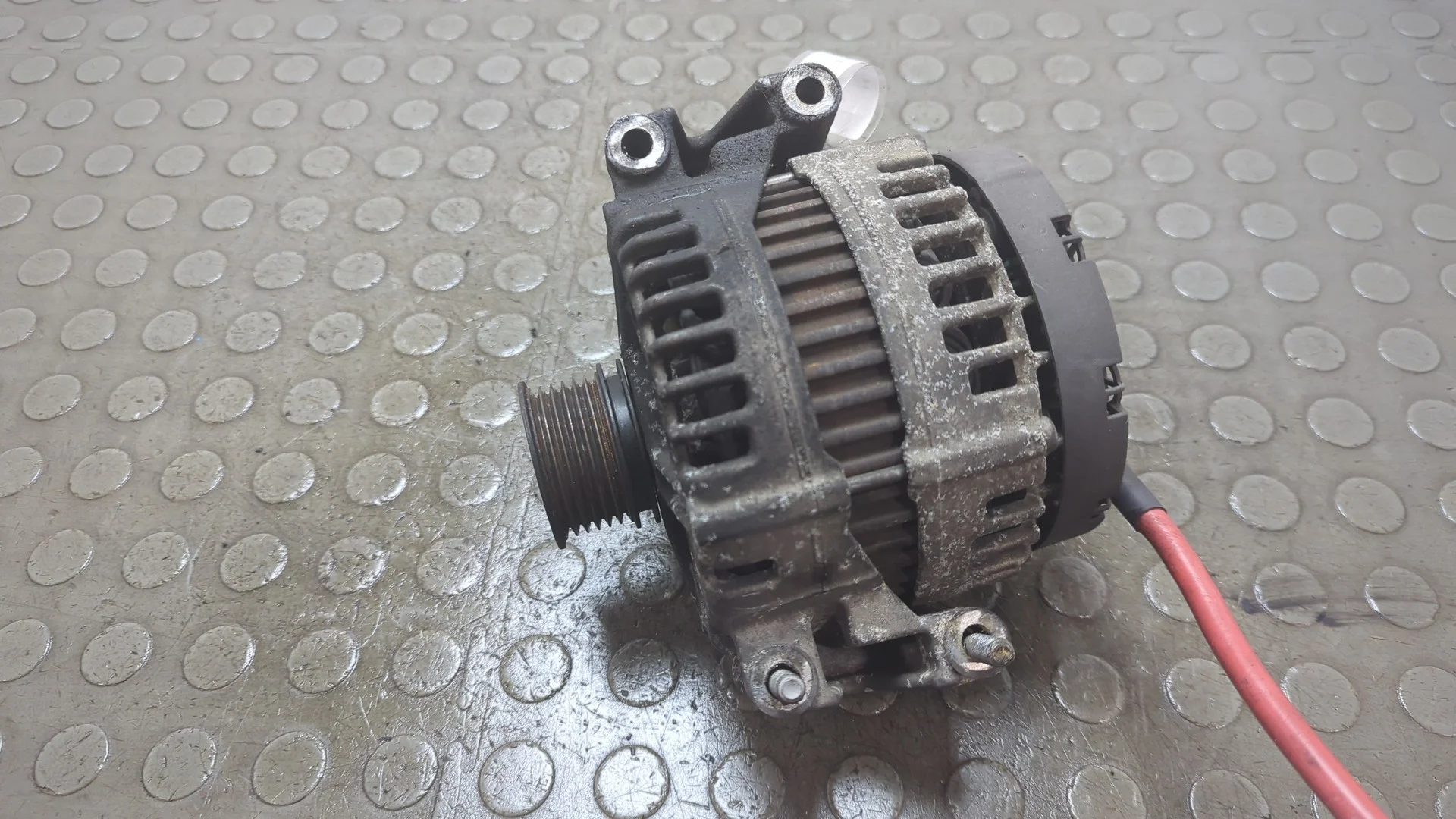 Генератор Mercedes-Benz GL-Class X164 2006-2012 Джип (5-дверный) КПП автомат 4х4 (АКПП) M273.923 Бензин 4.7 л Инжектор