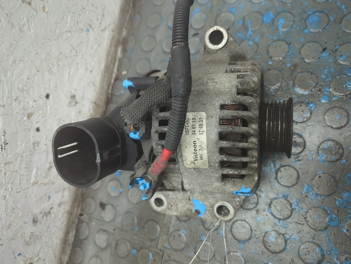 Генератор Ford Mondeo 3 2000-2007 Хэтчбэк 5 дв. КПП автомат (АКПП) FMBA Дизель 2 л TDCI